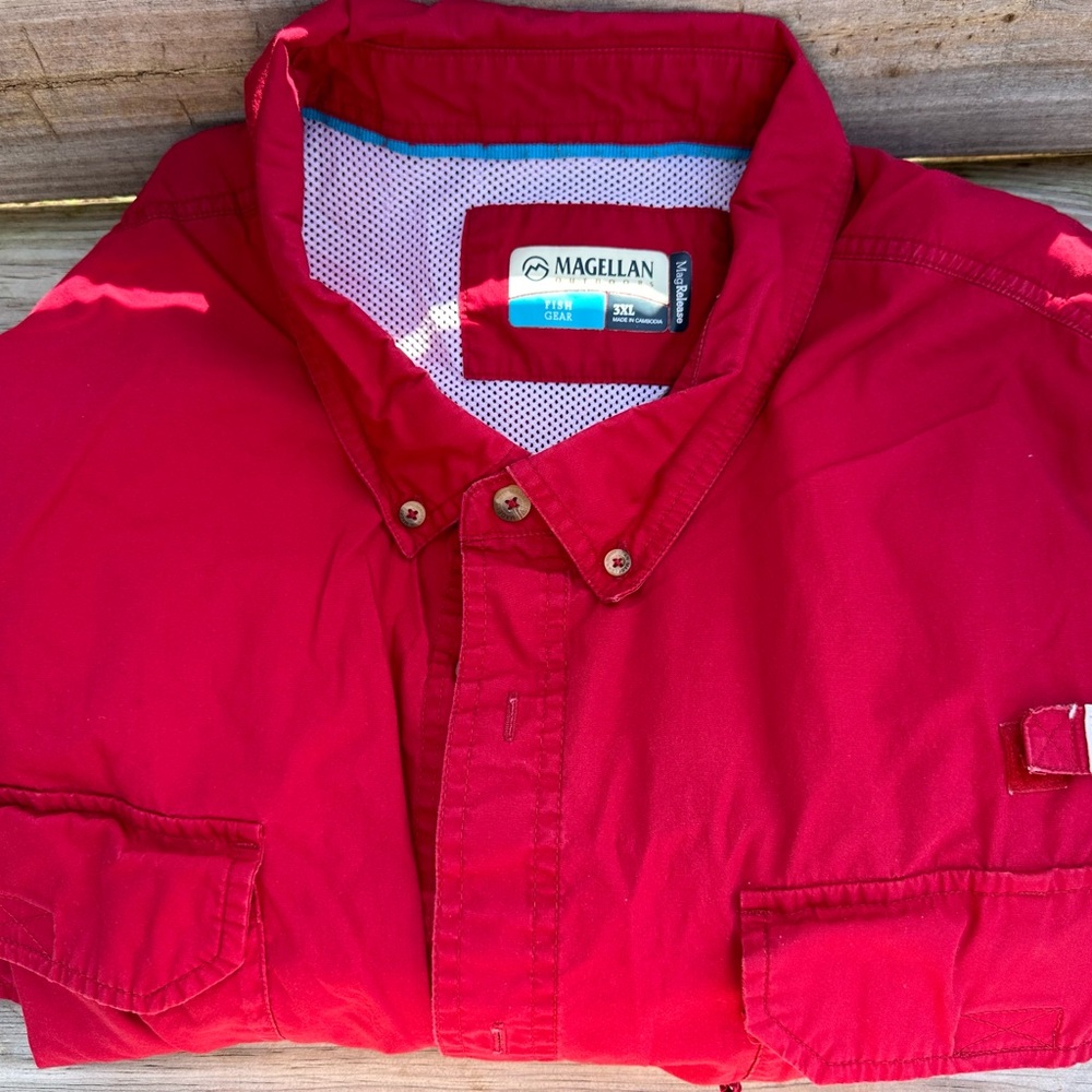Magellan Red Button-Up Shirt short sleeve